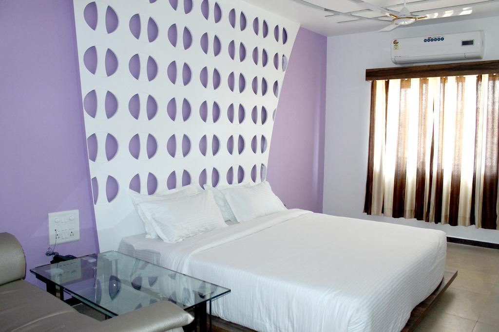 Oyo 4316 Hotel Sai Empire Shirdi Kamer foto