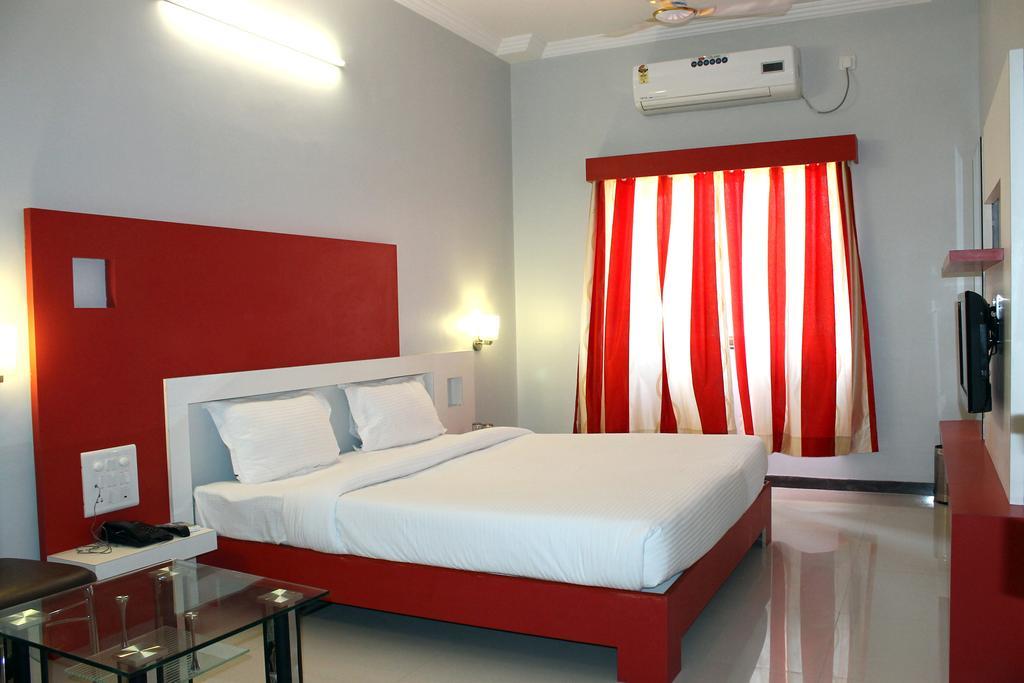 Oyo 4316 Hotel Sai Empire Shirdi Kamer foto
