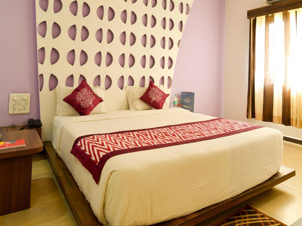 Oyo 4316 Hotel Sai Empire Shirdi Buitenkant foto