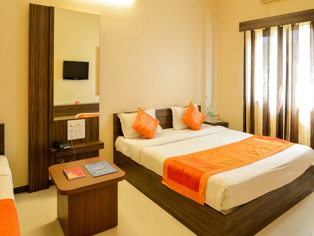 Oyo 4316 Hotel Sai Empire Shirdi Buitenkant foto